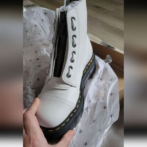 Dr. Martens Sinclair Milled Nappa Leather Platform Boot
